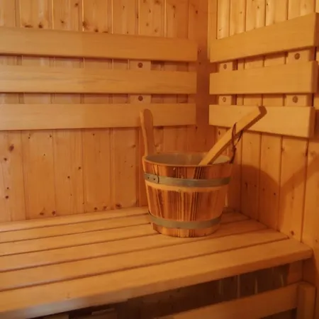 Chalupka Pod Lipkami 山林小屋 *