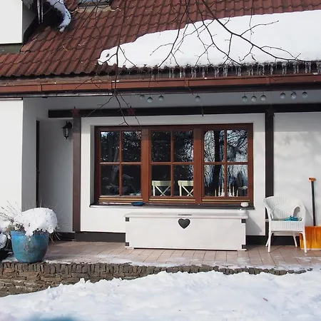 Chalupka Pod Lipkami 山林小屋 克雷姆尼察