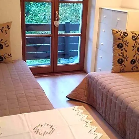 Chalupka Pod Lipkami Lodge Kremnica