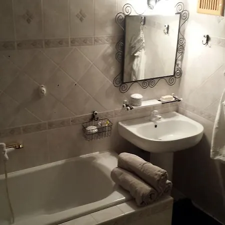 Chalupka Pod Lipkami 山林小屋 *